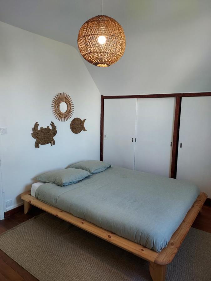 Maison Au Coeur Du Bourg, Plages A Pied 普卢加斯努 外观 照片