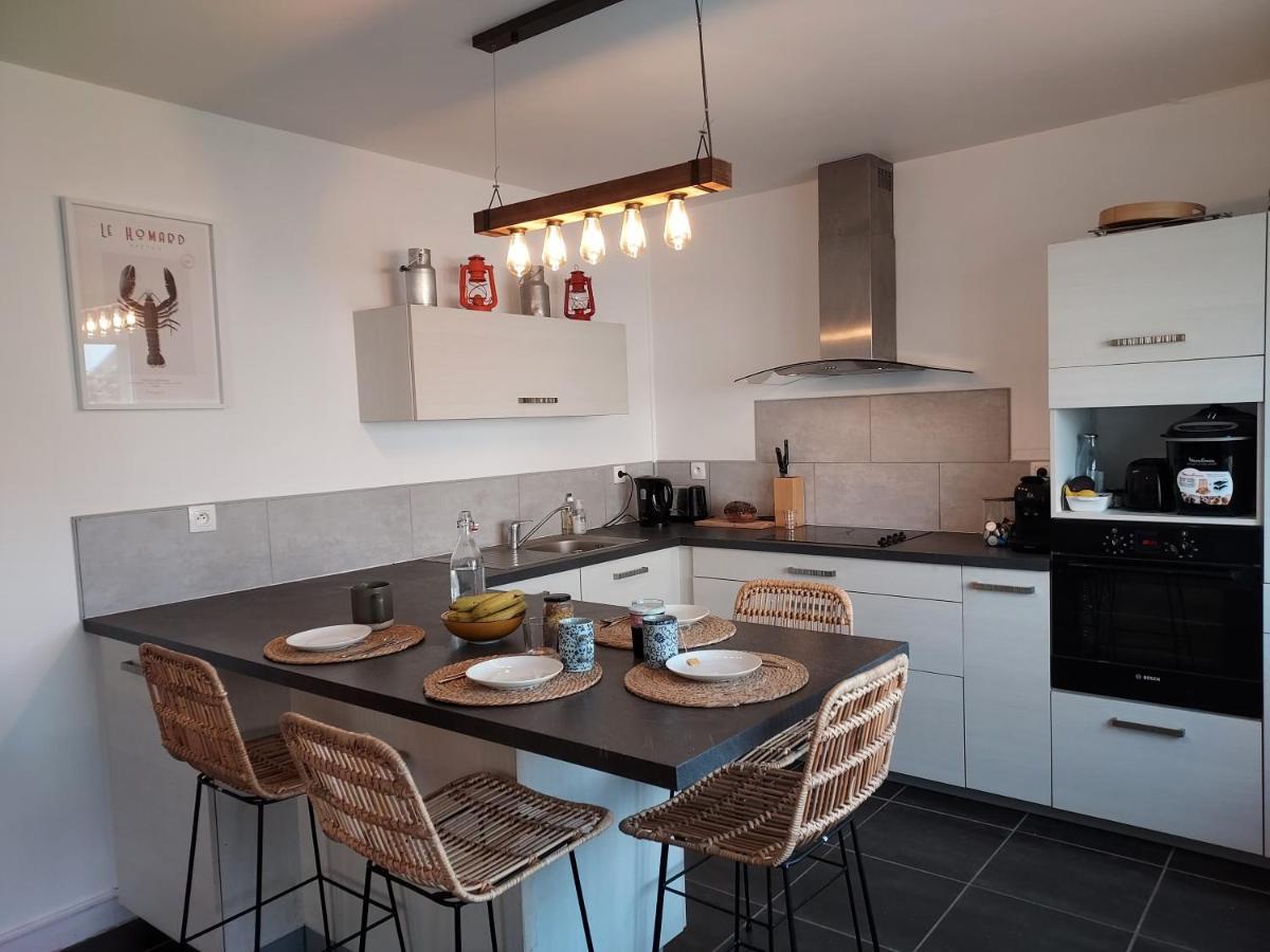 Maison Au Coeur Du Bourg, Plages A Pied 普卢加斯努 外观 照片